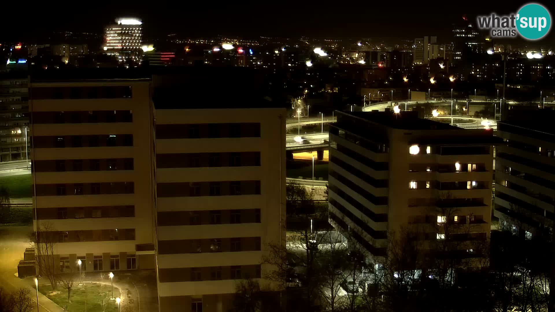 Live-Kreisverkehr Slavonska und Marin Držić Avenue zur Zagreb Webcam