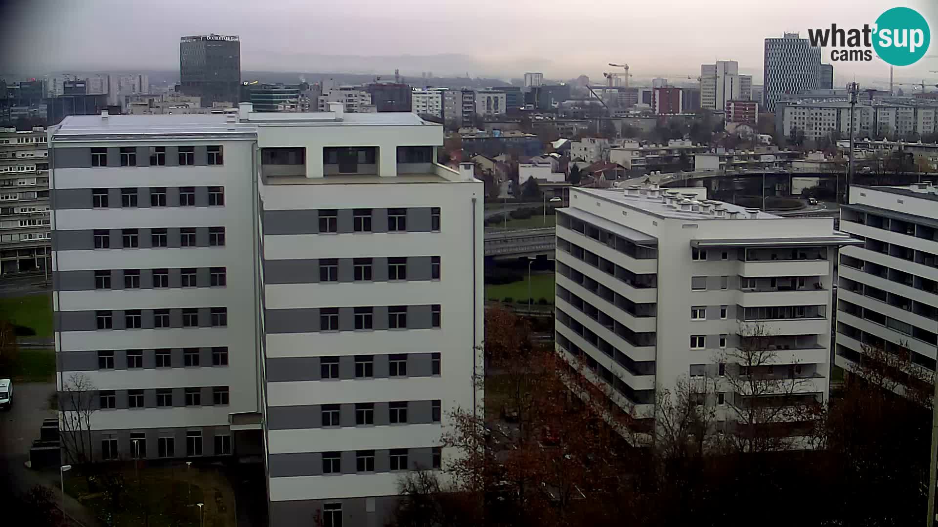 Live-Kreisverkehr Slavonska und Marin Držić Avenue zur Zagreb Webcam