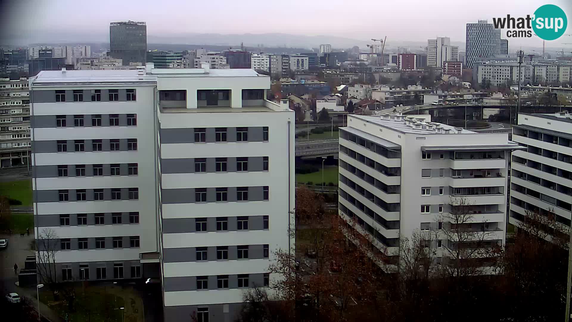 Web kamera Petlja Slavonska – Držićeva  – Zagreb Live