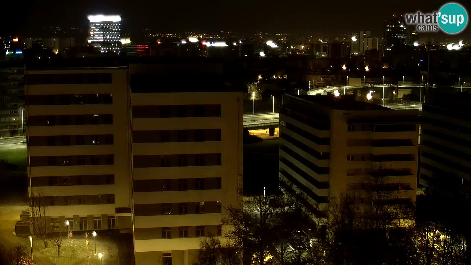 Krožišče Slavonske in Marin Držićeve ulice v Zagrebu v živo