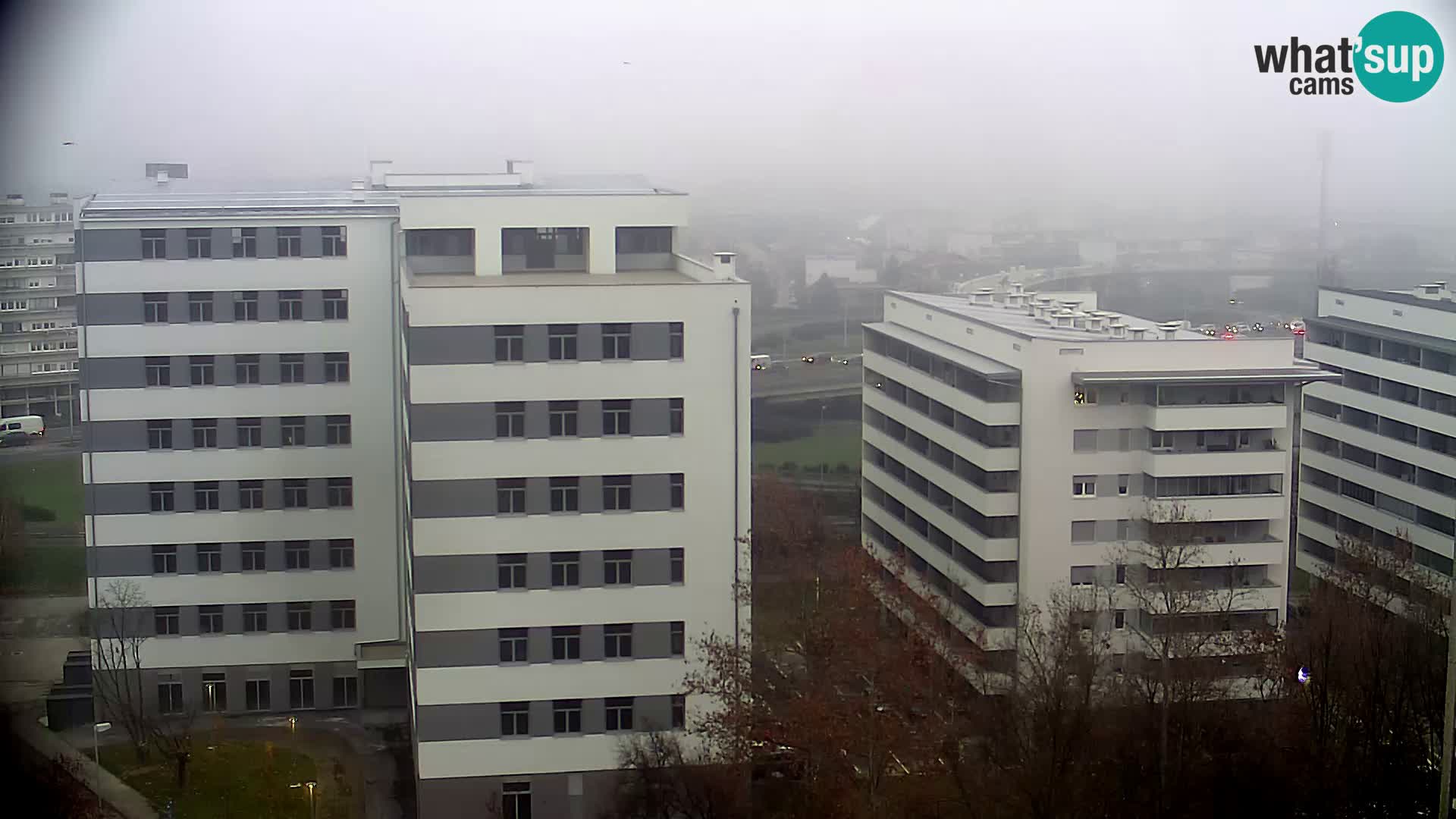 Live-Kreisverkehr Slavonska und Marin Držić Avenue zur Zagreb Webcam