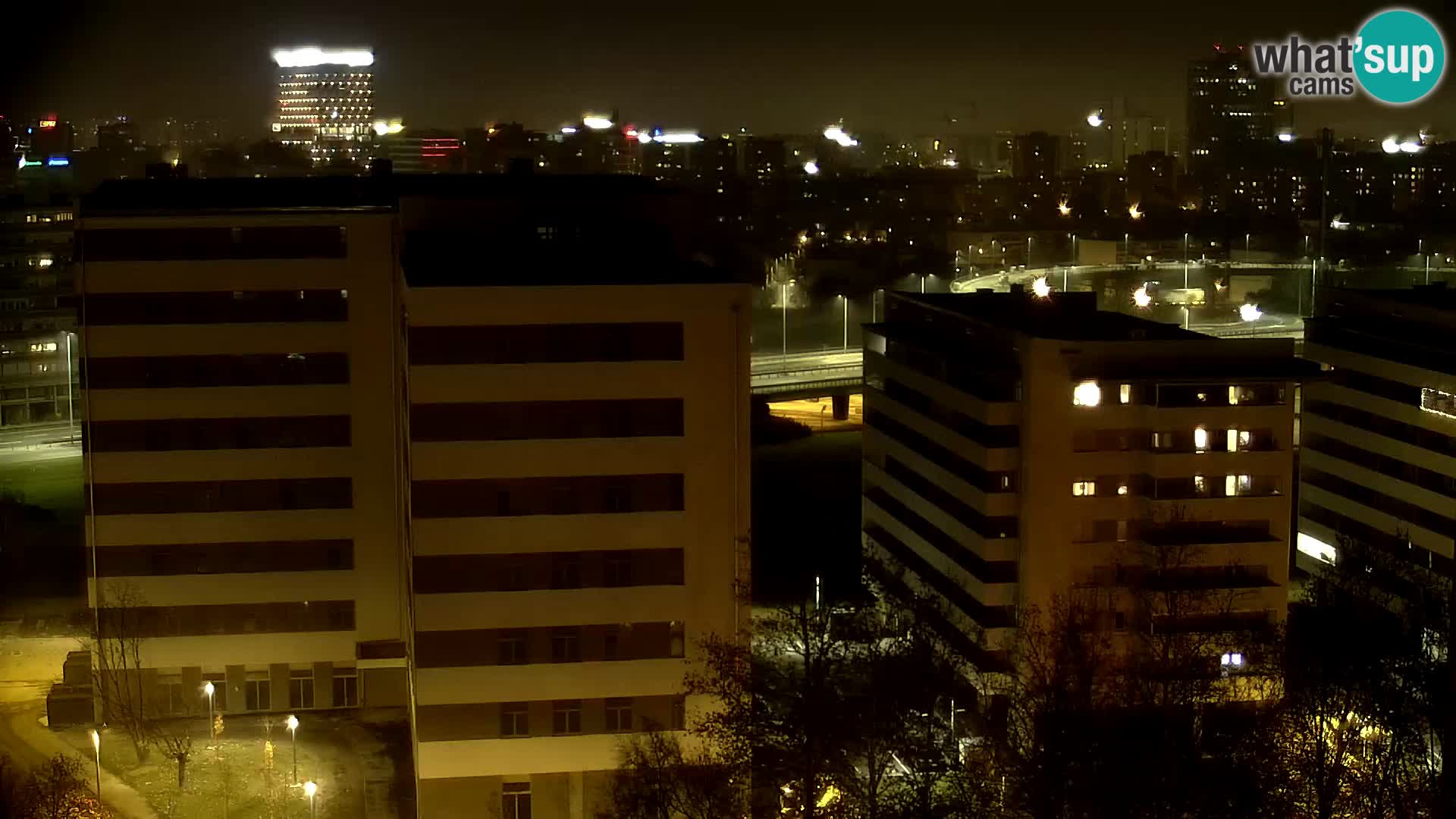 Web kamera Petlja Slavonska – Držićeva – Zagreb Live