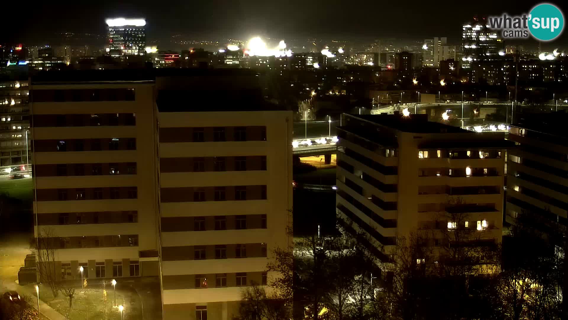 Live-Kreisverkehr Slavonska und Marin Držić Avenue zur Zagreb Webcam