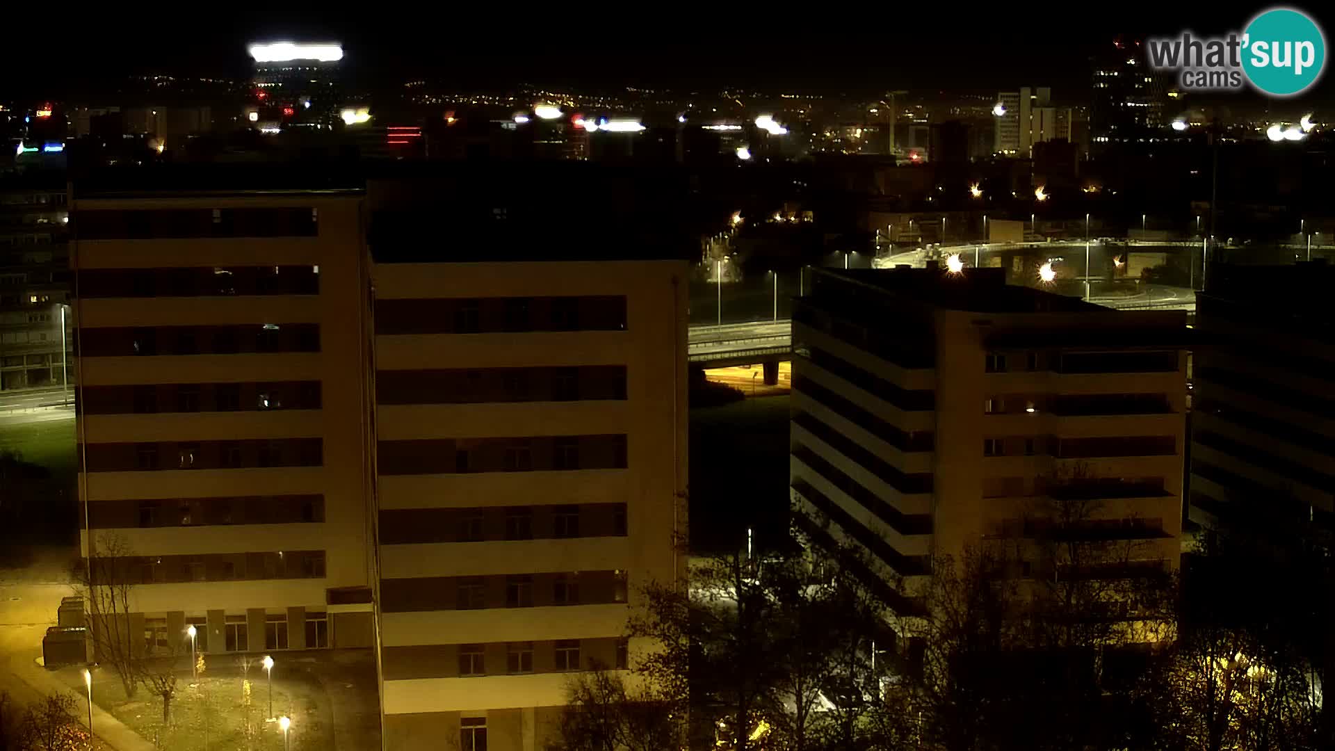 Live-Kreisverkehr Slavonska und Marin Držić Avenue zur Zagreb Webcam