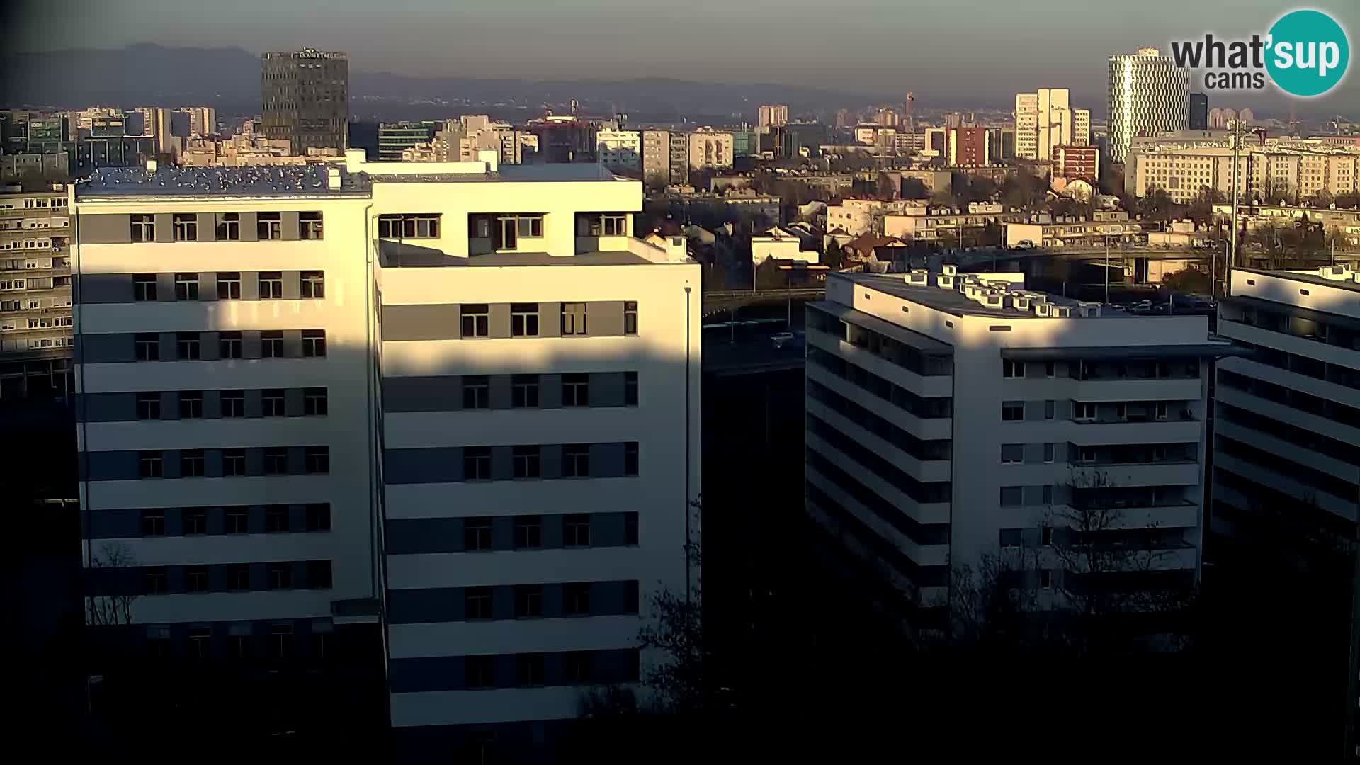 Live Interchange of Slavonska Avenue and Marin Držić Avenue in Zagreb webcam
