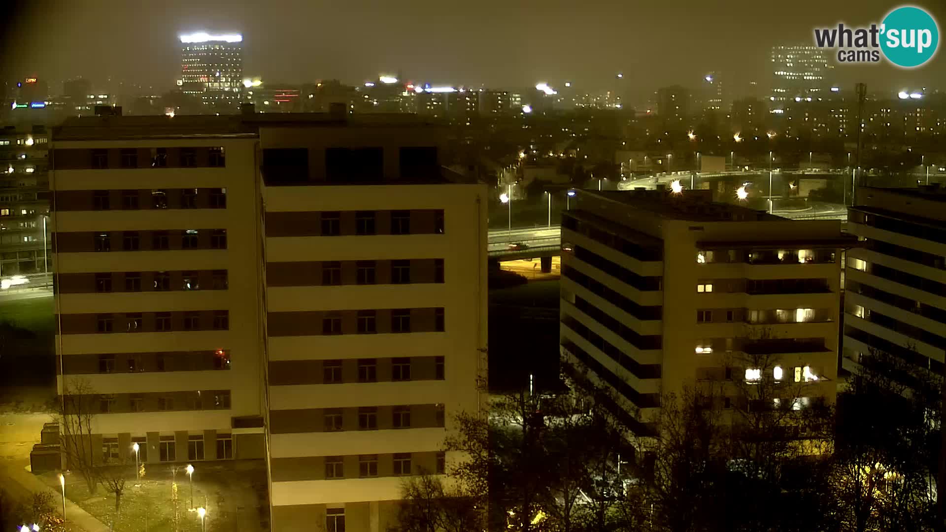 Rond-point en direct traversant les avenues Slavonska et Marin Držić à Zagreb webcam