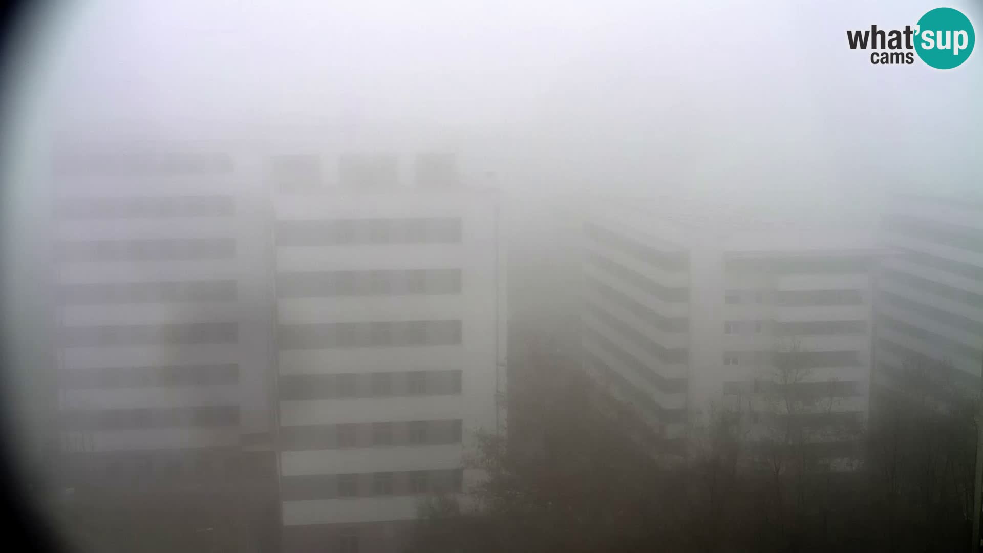 Rond-point en direct traversant les avenues Slavonska et Marin Držić à Zagreb webcam