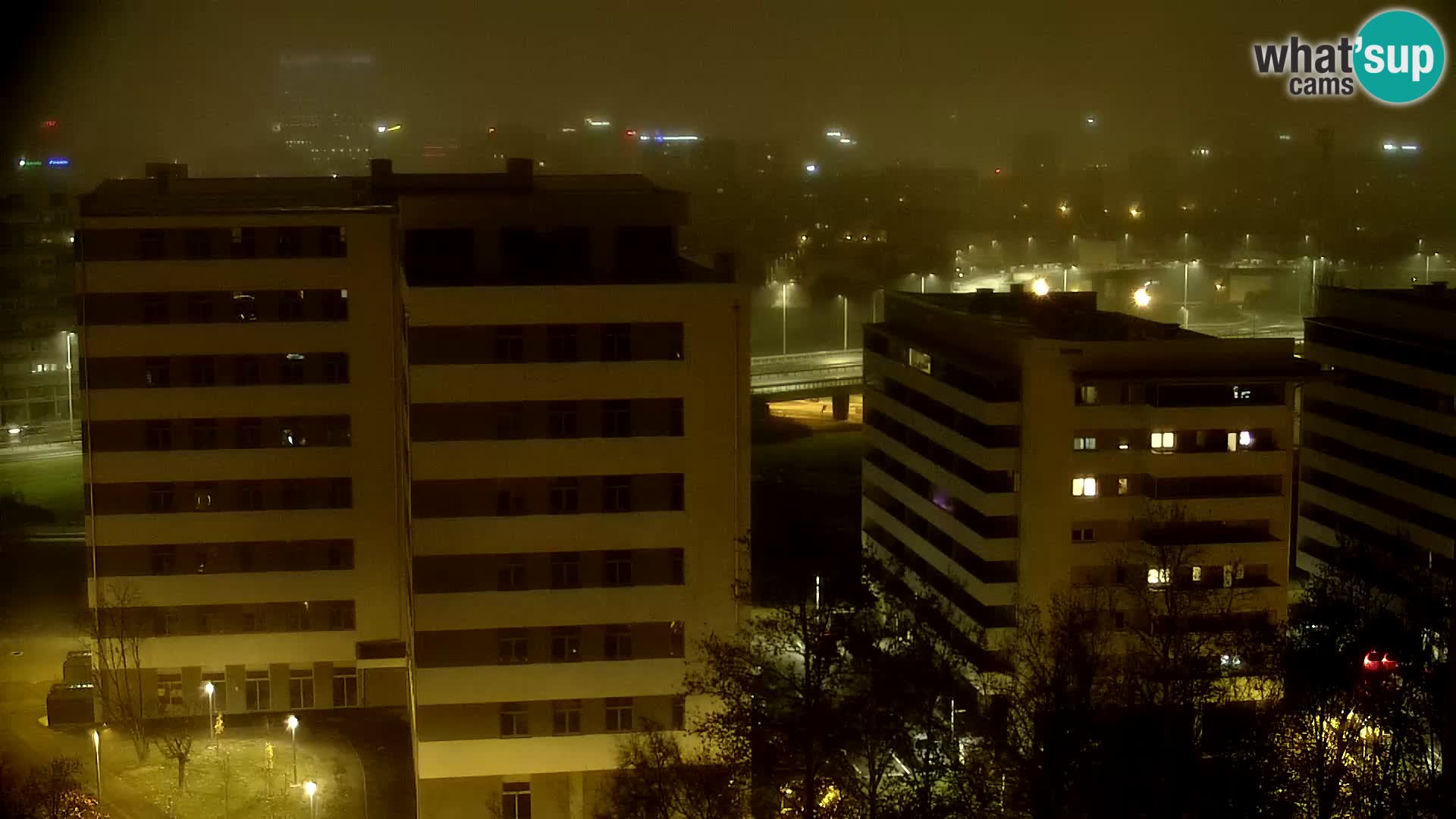 Krožišče Slavonske in Marin Držićeve ulice v Zagrebu v živo