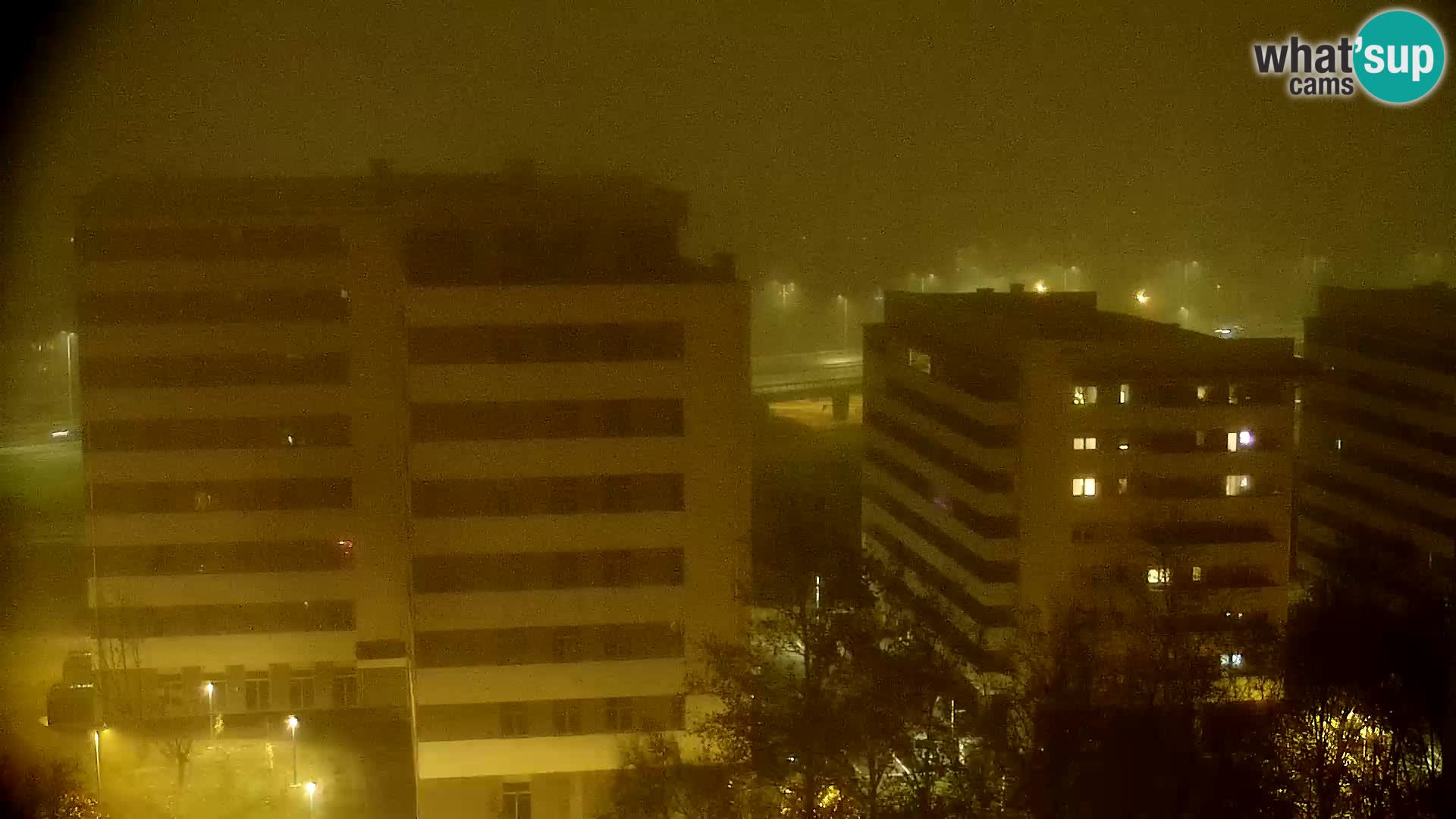 Rond-point en direct traversant les avenues Slavonska et Marin Držić à Zagreb webcam