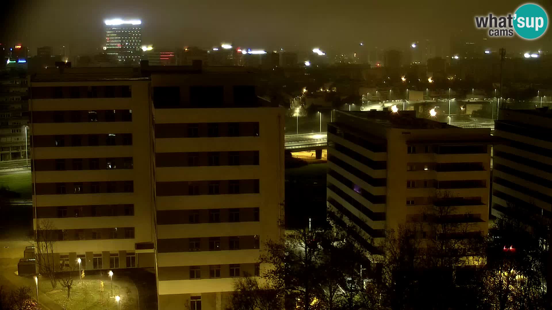 Rond-point en direct traversant les avenues Slavonska et Marin Držić à Zagreb webcam