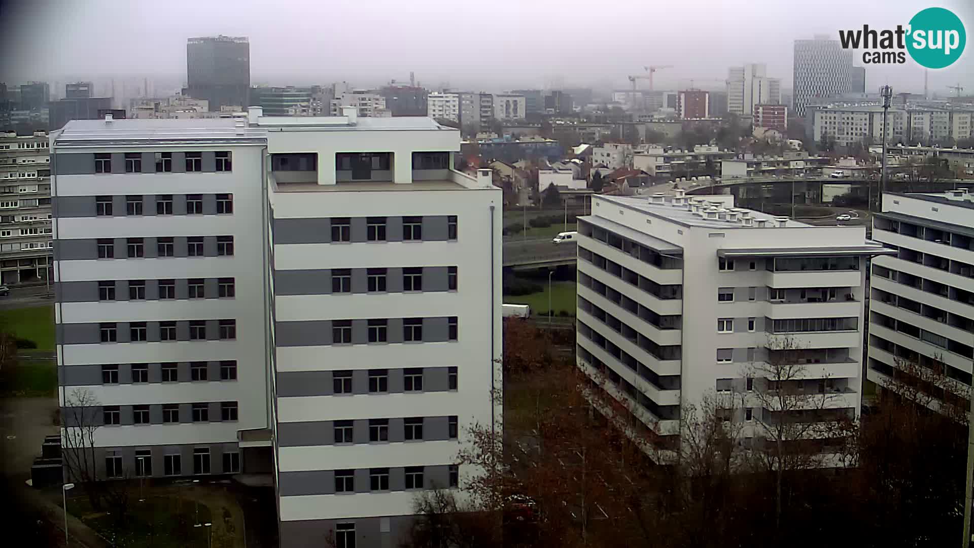 Rond-point en direct traversant les avenues Slavonska et Marin Držić à Zagreb webcam