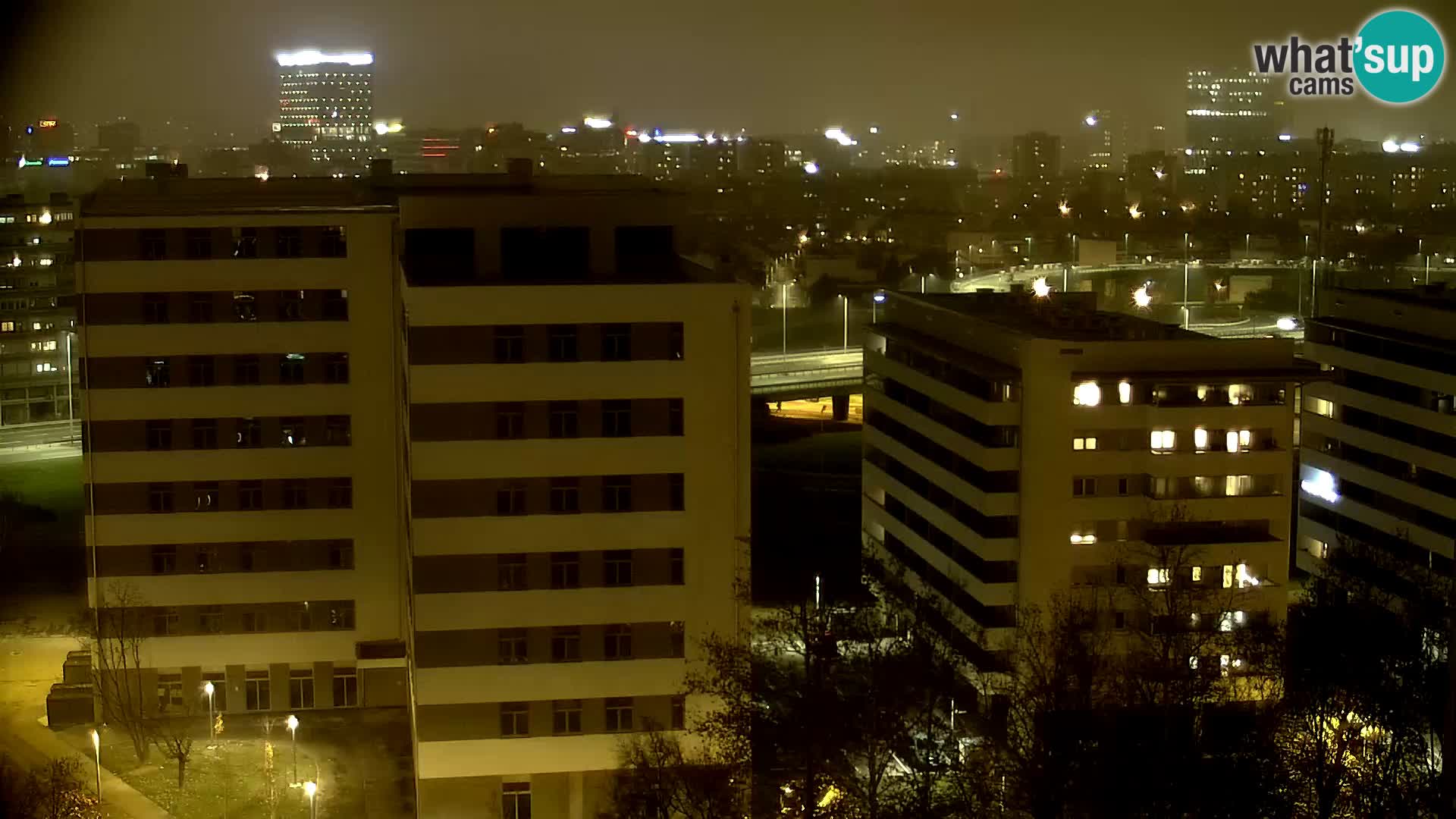 Krožišče Slavonske in Marin Držićeve ulice v Zagrebu v živo