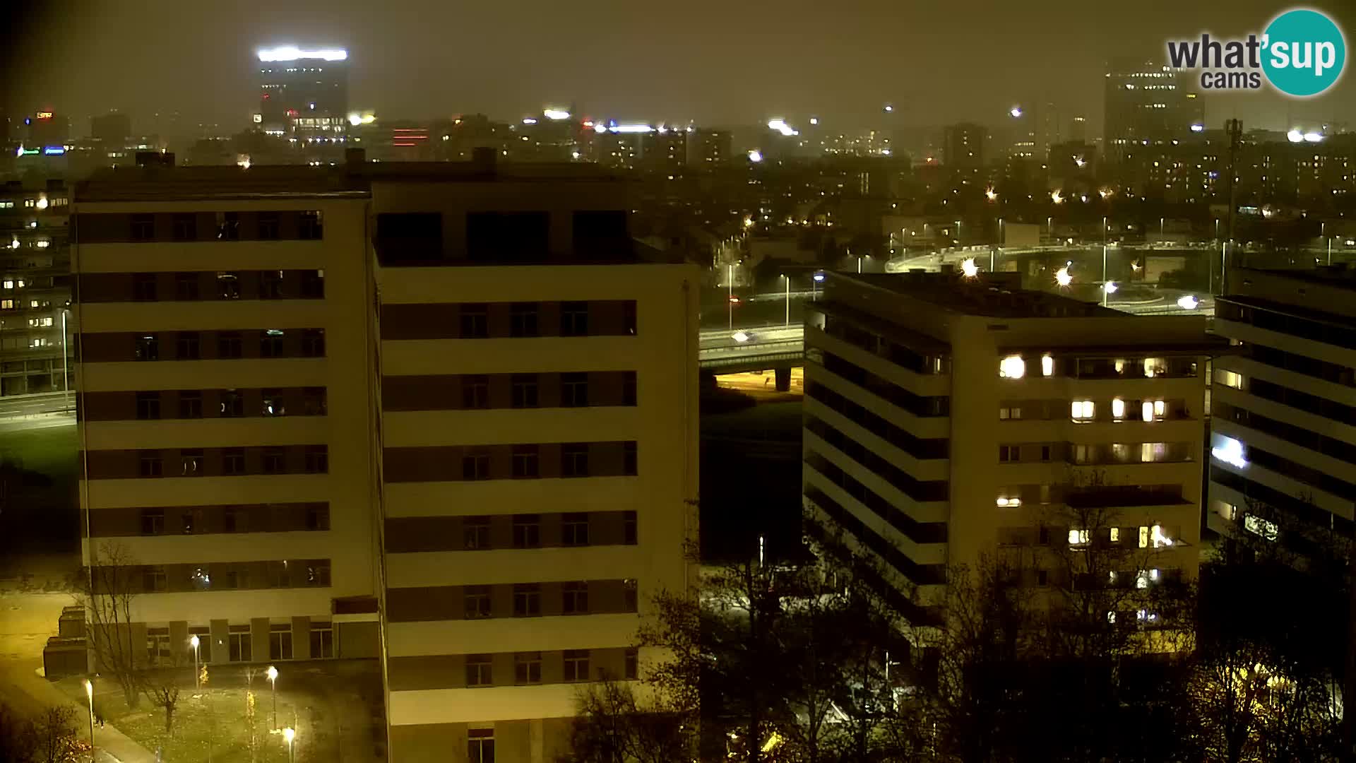 Rond-point en direct traversant les avenues Slavonska et Marin Držić à Zagreb webcam