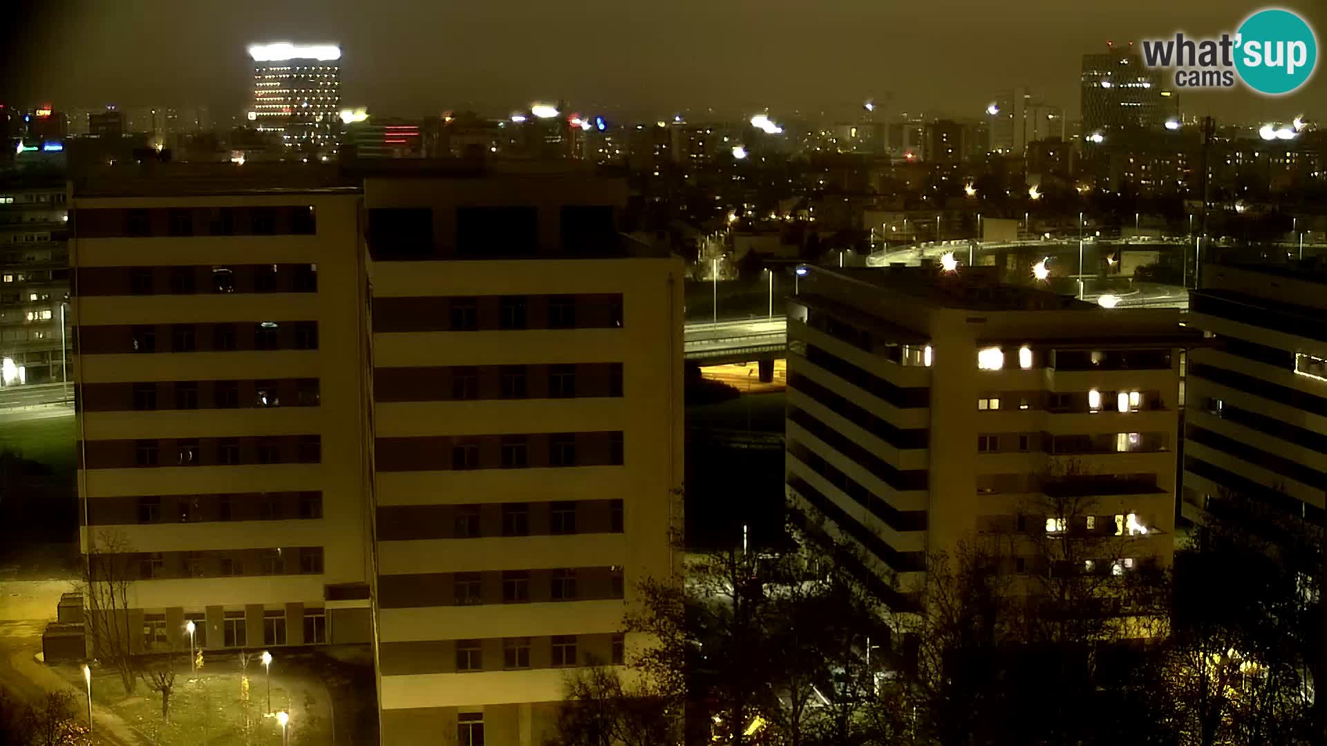 Krožišče Slavonske in Marin Držićeve ulice v Zagrebu v živo