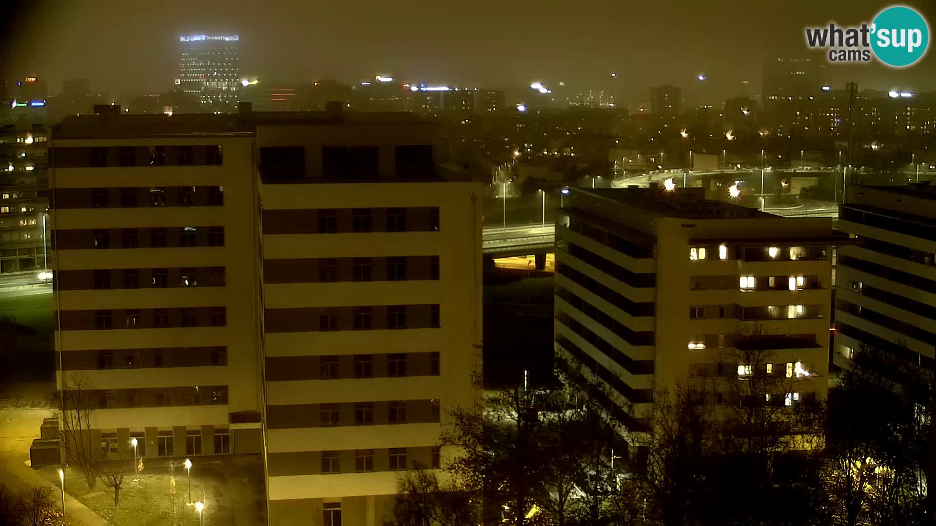 Rond-point en direct traversant les avenues Slavonska et Marin Držić à Zagreb webcam