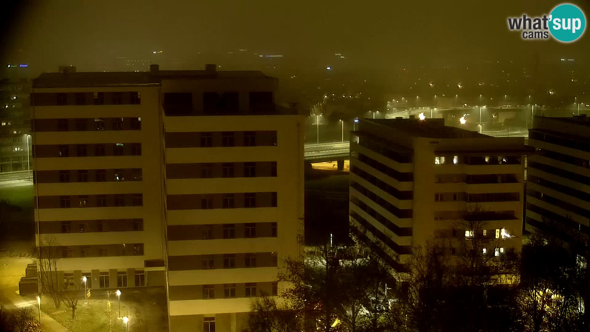 Live-Kreisverkehr Slavonska und Marin Držić Avenue zur Zagreb Webcam