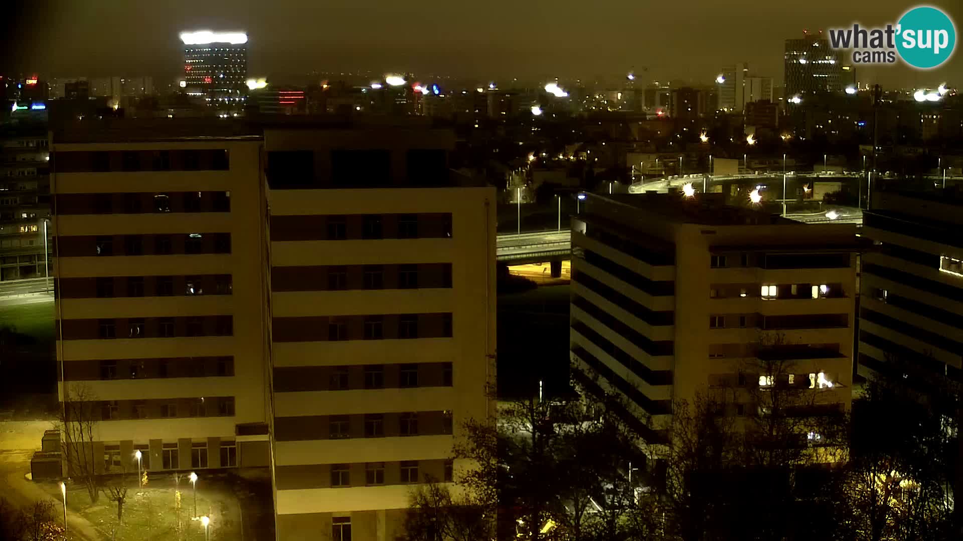 Live-Kreisverkehr Slavonska und Marin Držić Avenue zur Zagreb Webcam