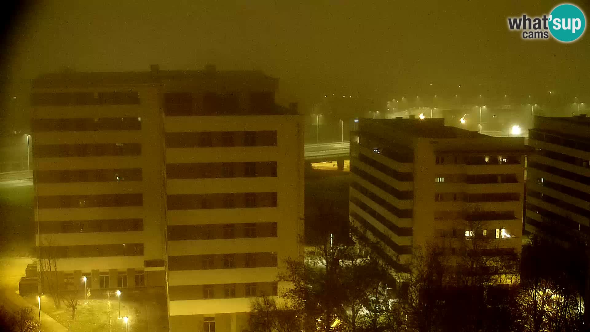 Live-Kreisverkehr Slavonska und Marin Držić Avenue zur Zagreb Webcam