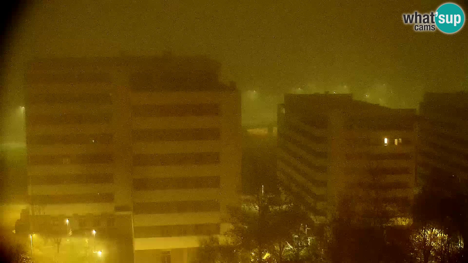 Rond-point en direct traversant les avenues Slavonska et Marin Držić à Zagreb webcam