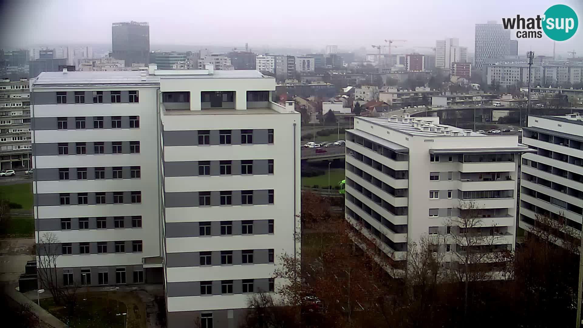 Rond-point en direct traversant les avenues Slavonska et Marin Držić à Zagreb webcam