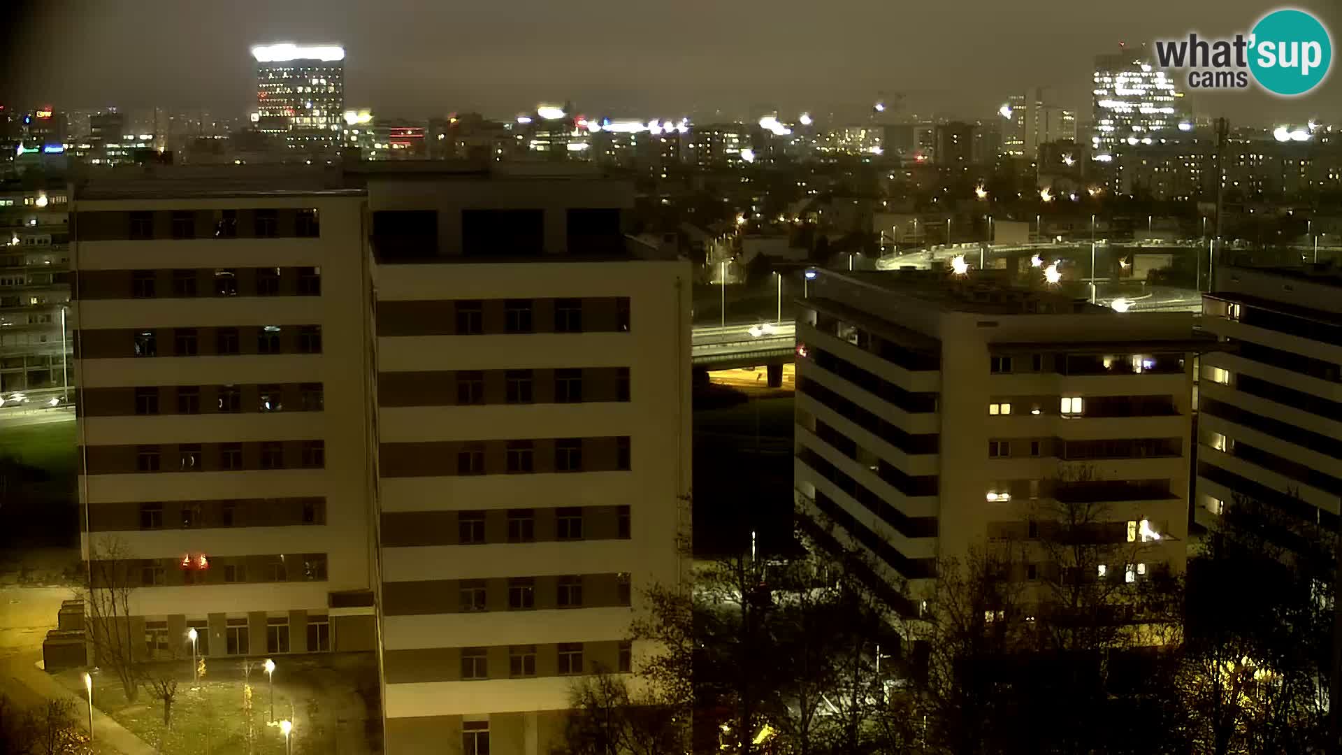 Krožišče Slavonske in Marin Držićeve ulice v Zagrebu v živo