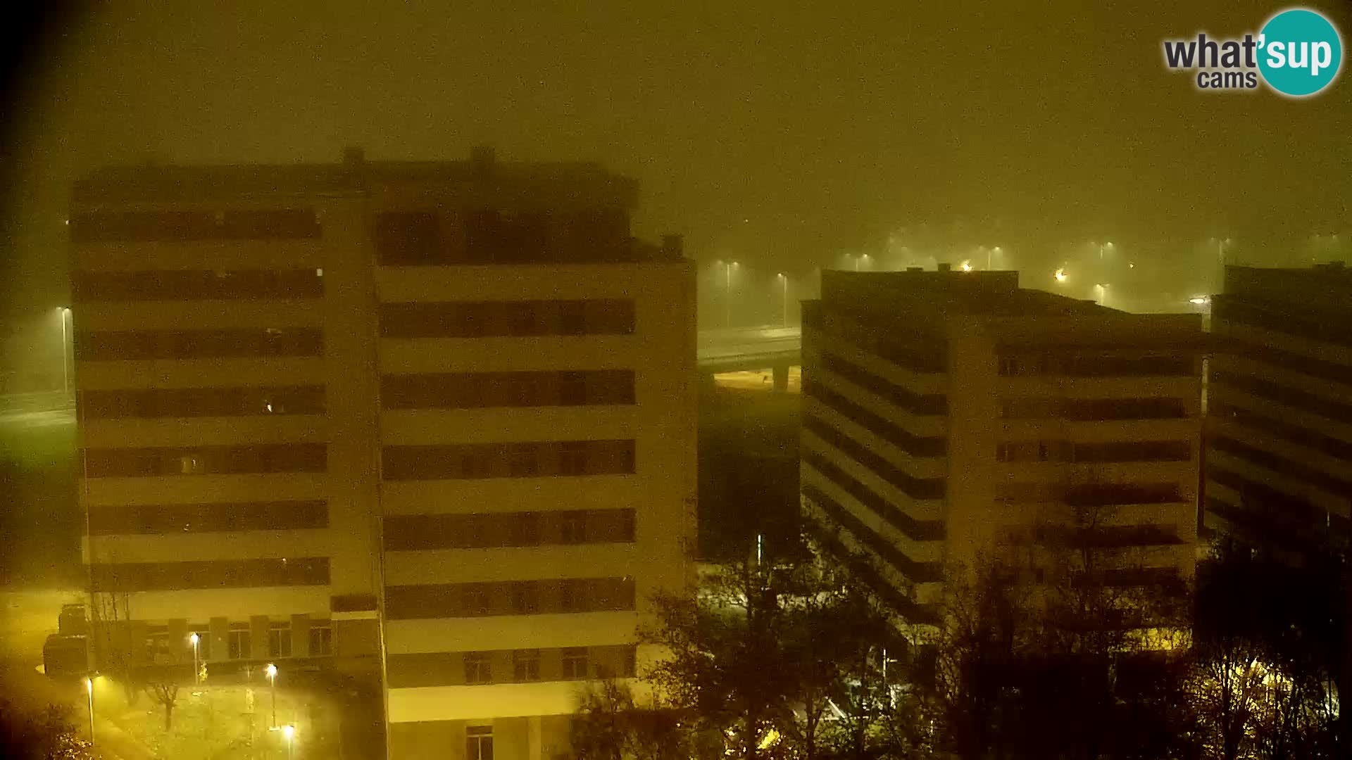 Rond-point en direct traversant les avenues Slavonska et Marin Držić à Zagreb webcam