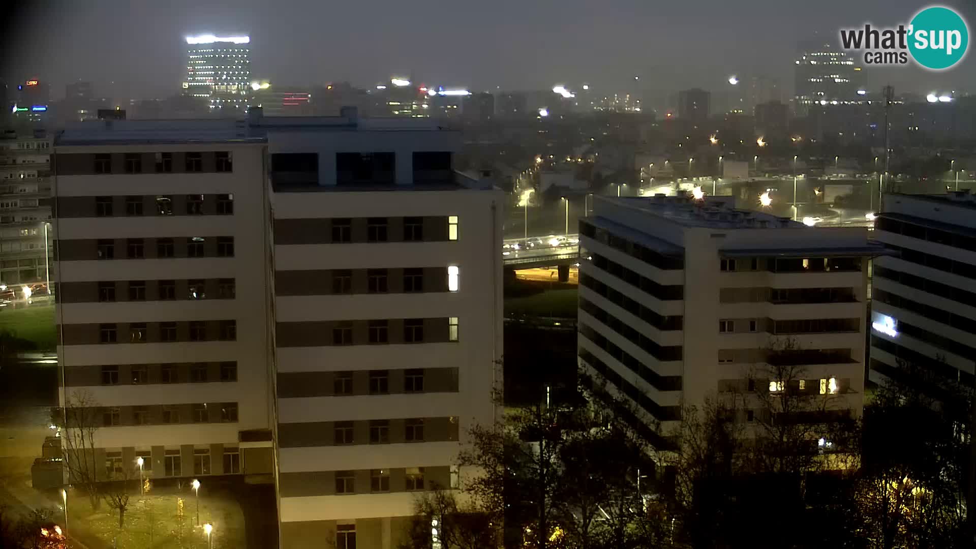 Web kamera Petlja Slavonska – Držićeva – Zagreb Live