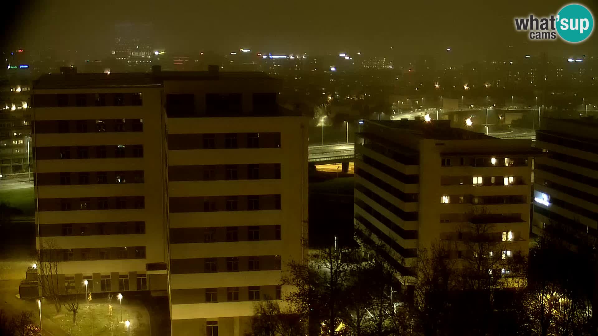 Live-Kreisverkehr Slavonska und Marin Držić Avenue zur Zagreb Webcam