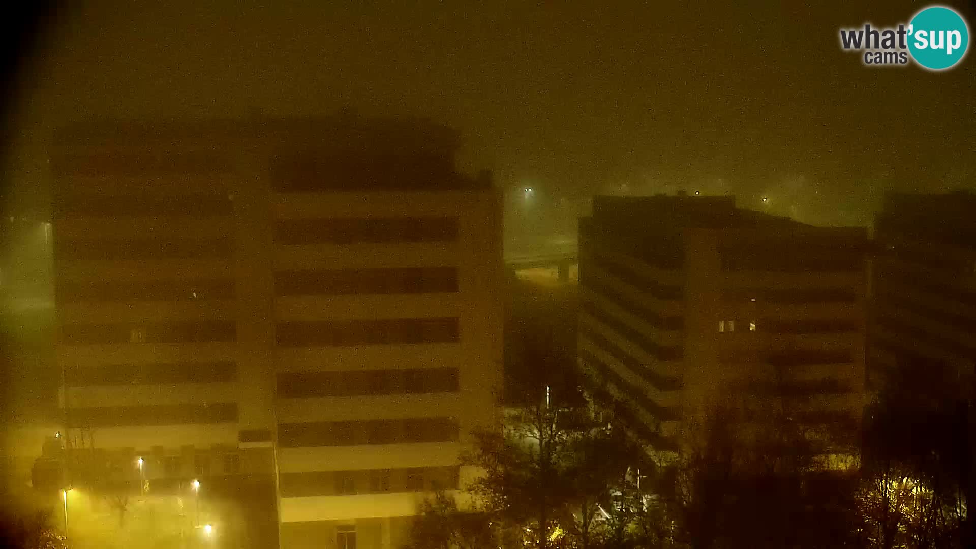 Rond-point en direct traversant les avenues Slavonska et Marin Držić à Zagreb webcam