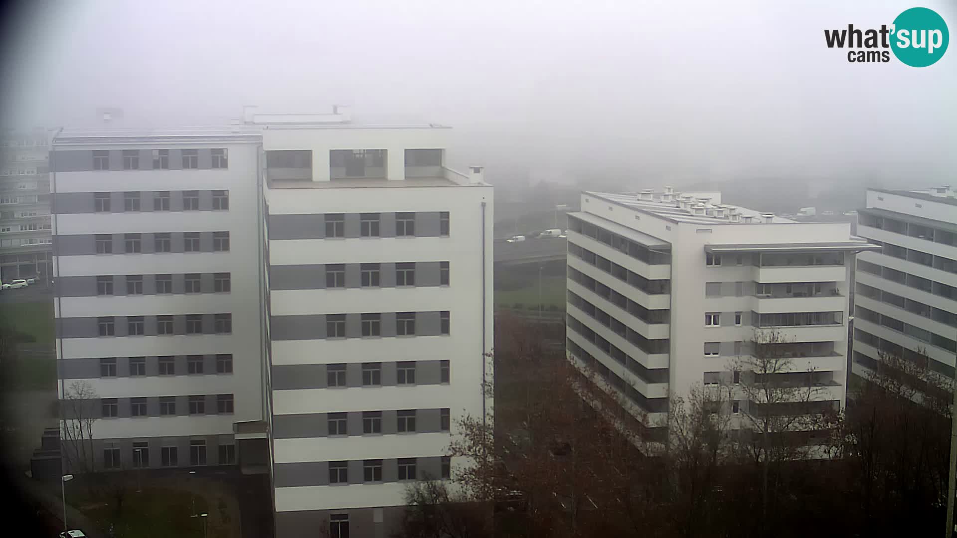 Rond-point en direct traversant les avenues Slavonska et Marin Držić à Zagreb webcam