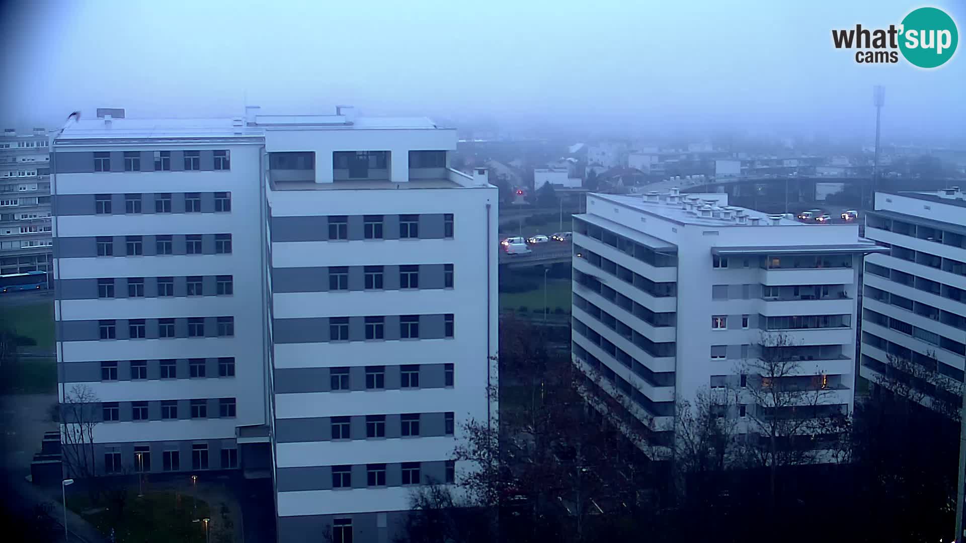 Live-Kreisverkehr Slavonska und Marin Držić Avenue zur Zagreb Webcam