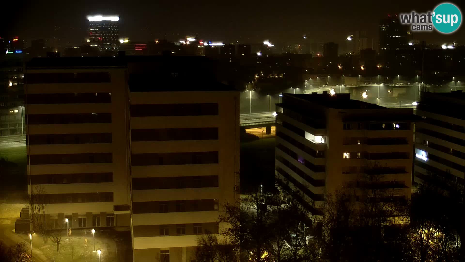 Krožišče Slavonske in Marin Držićeve ulice v Zagrebu v živo