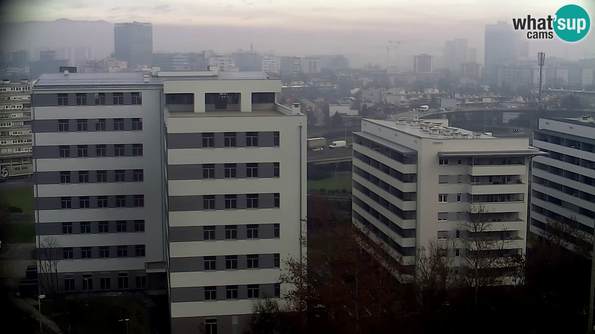 Live-Kreisverkehr Slavonska und Marin Držić Avenue zur Zagreb Webcam