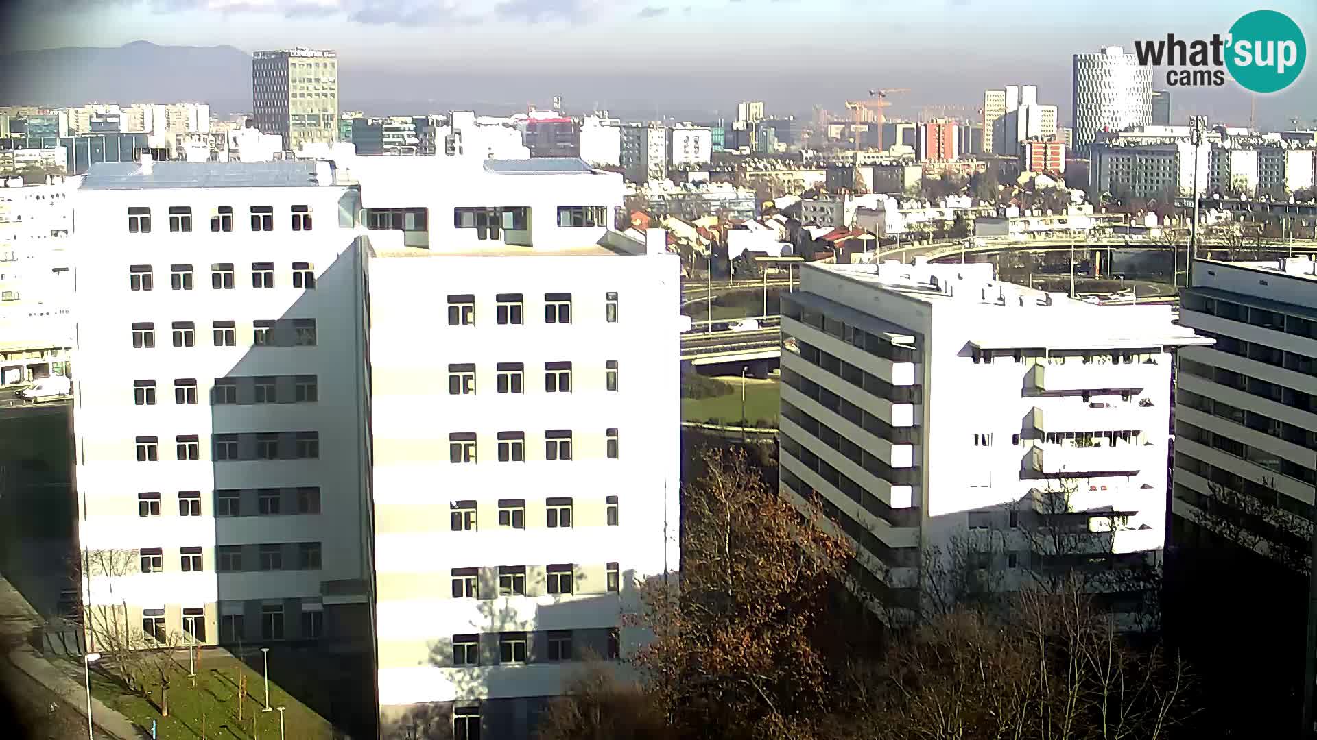 Live Interchange of Slavonska Avenue and Marin Držić Avenue in Zagreb webcam