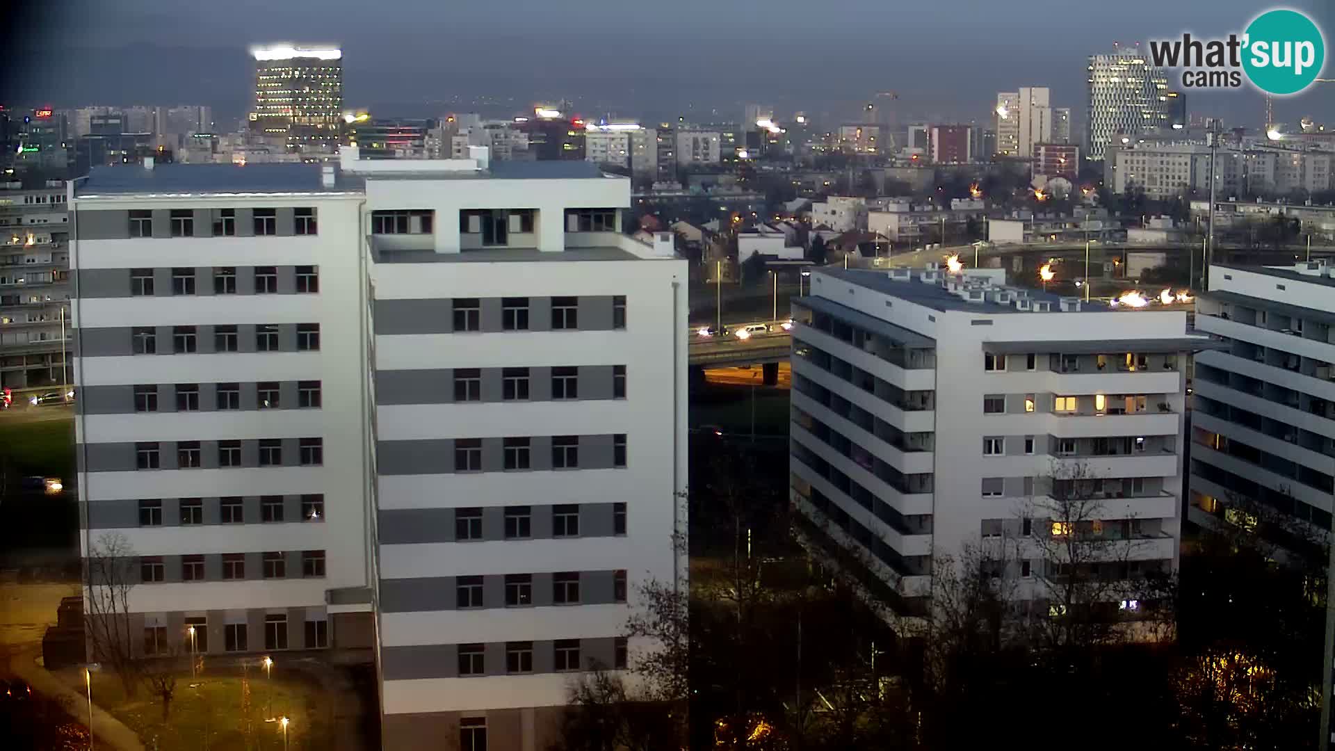 Rotatoria e incrocio viale Slavonska e Marin Držić  – webcam di Zagabria