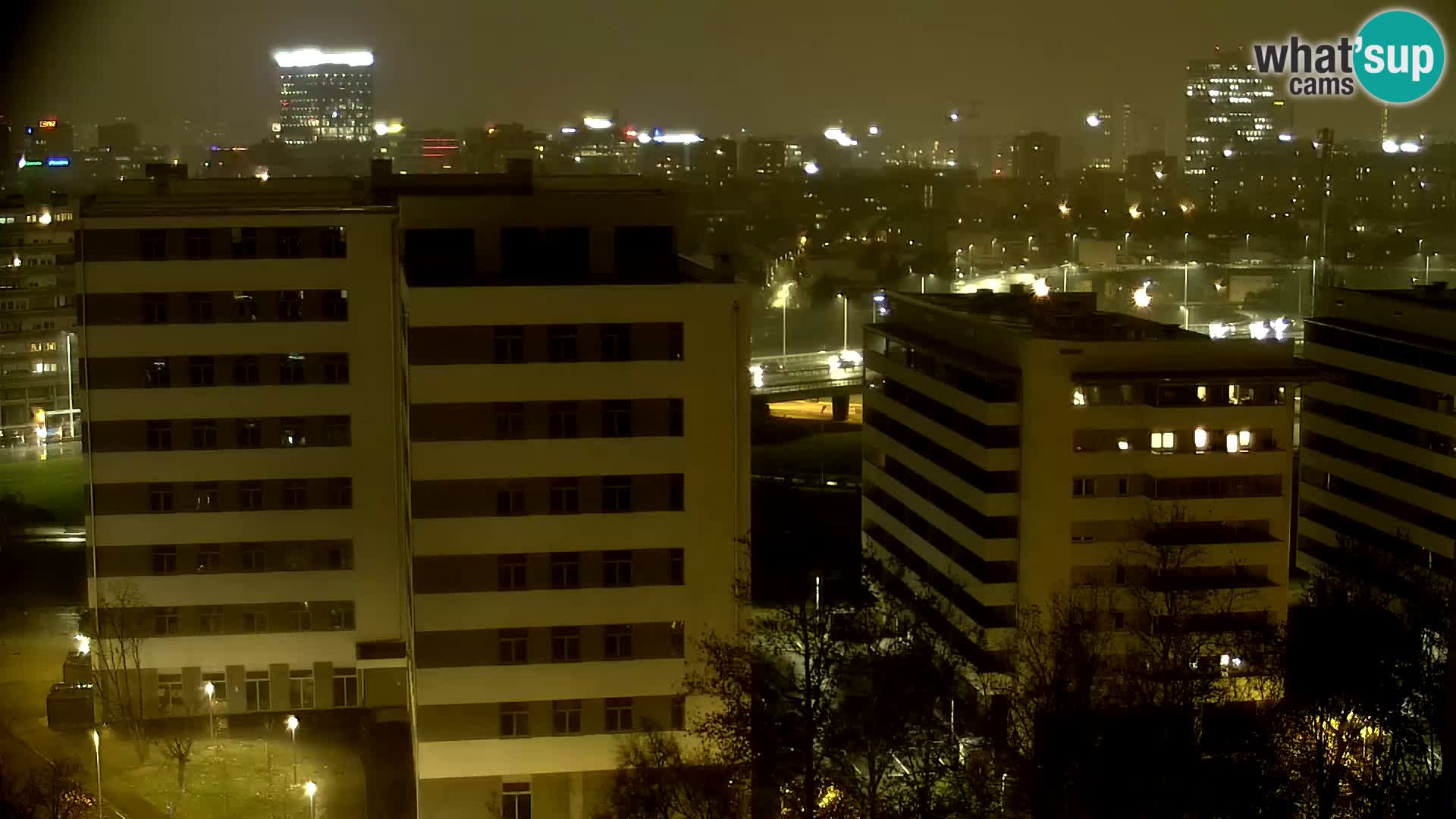 Live-Kreisverkehr Slavonska und Marin Držić Avenue zur Zagreb Webcam