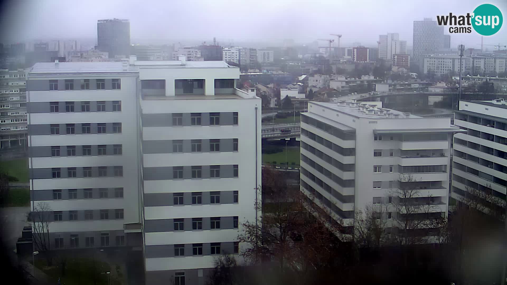 Web kamera Petlja Slavonska – Držićeva  – Zagreb Live