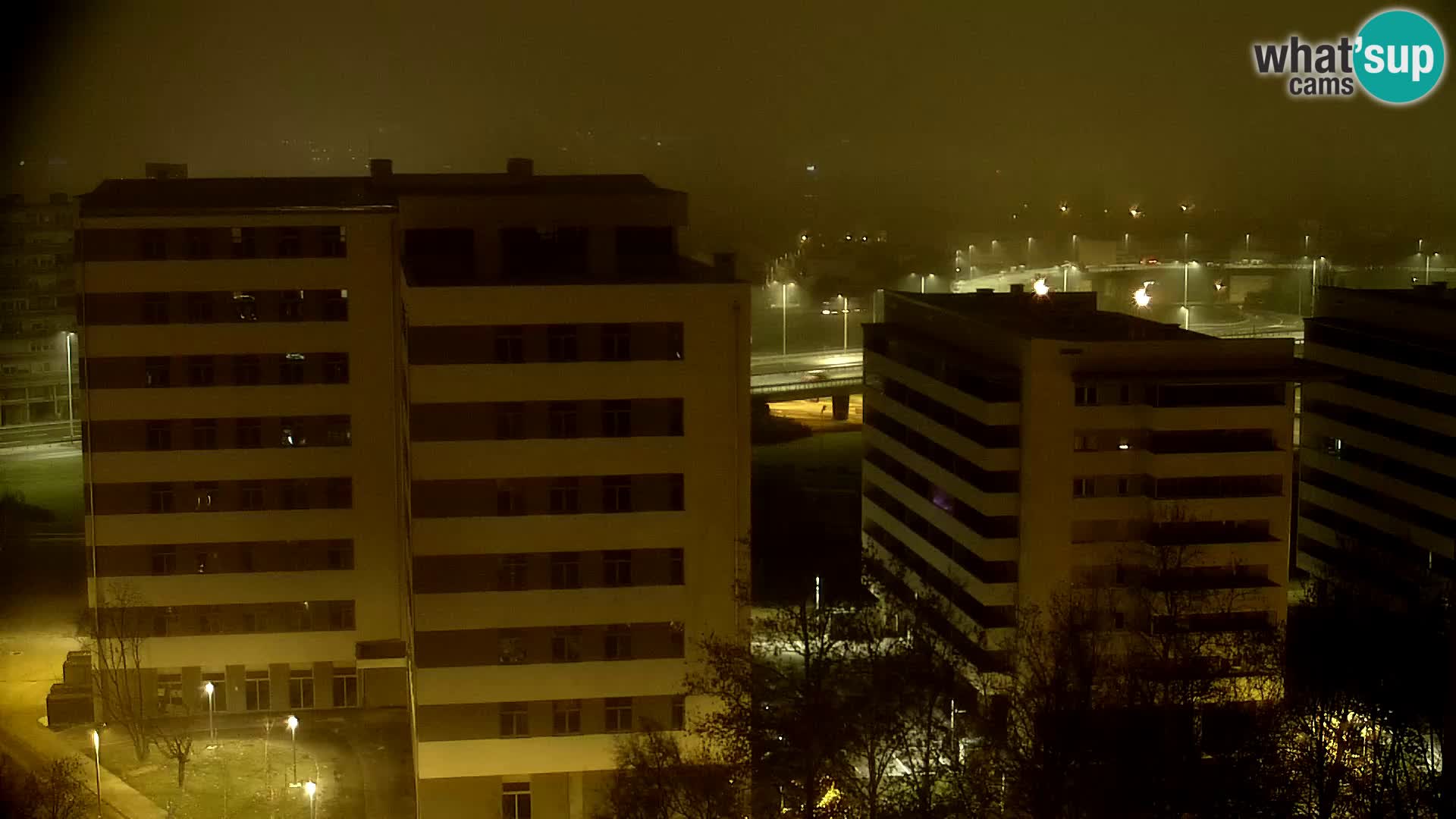 Live-Kreisverkehr Slavonska und Marin Držić Avenue zur Zagreb Webcam