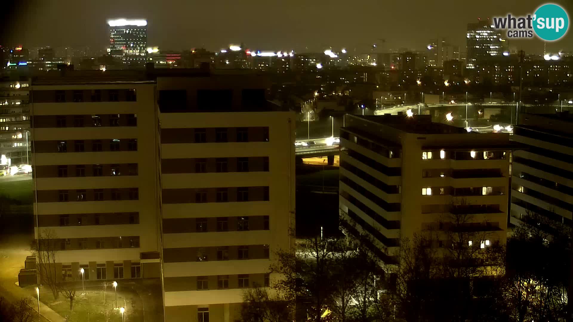 Rond-point en direct traversant les avenues Slavonska et Marin Držić à Zagreb webcam