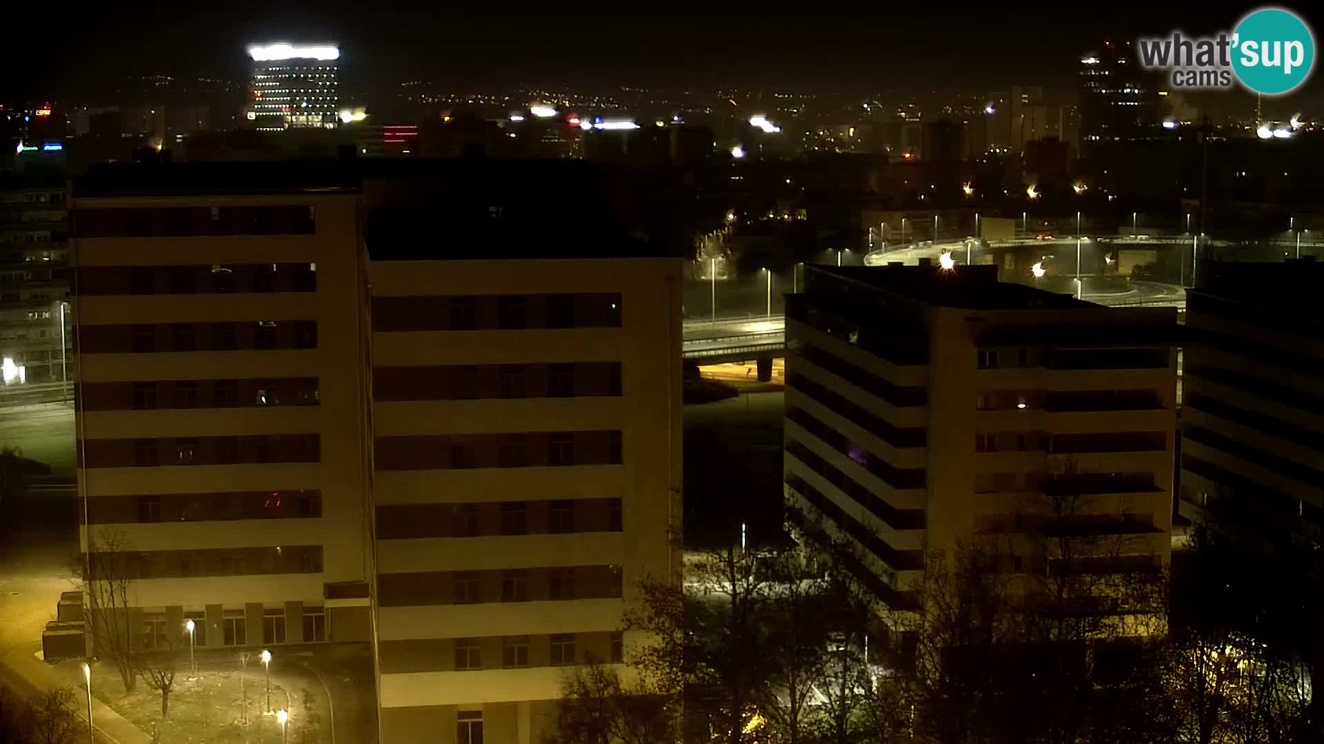 Live-Kreisverkehr Slavonska und Marin Držić Avenue zur Zagreb Webcam