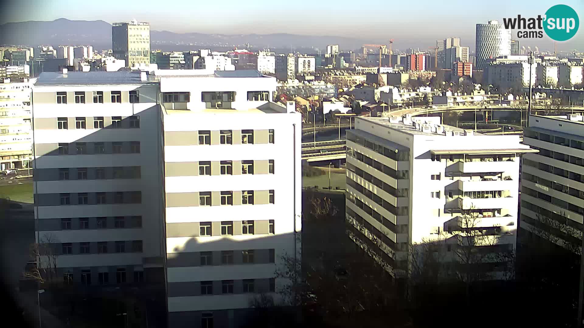 Live Interchange of Slavonska Avenue and Marin Držić Avenue in Zagreb webcam