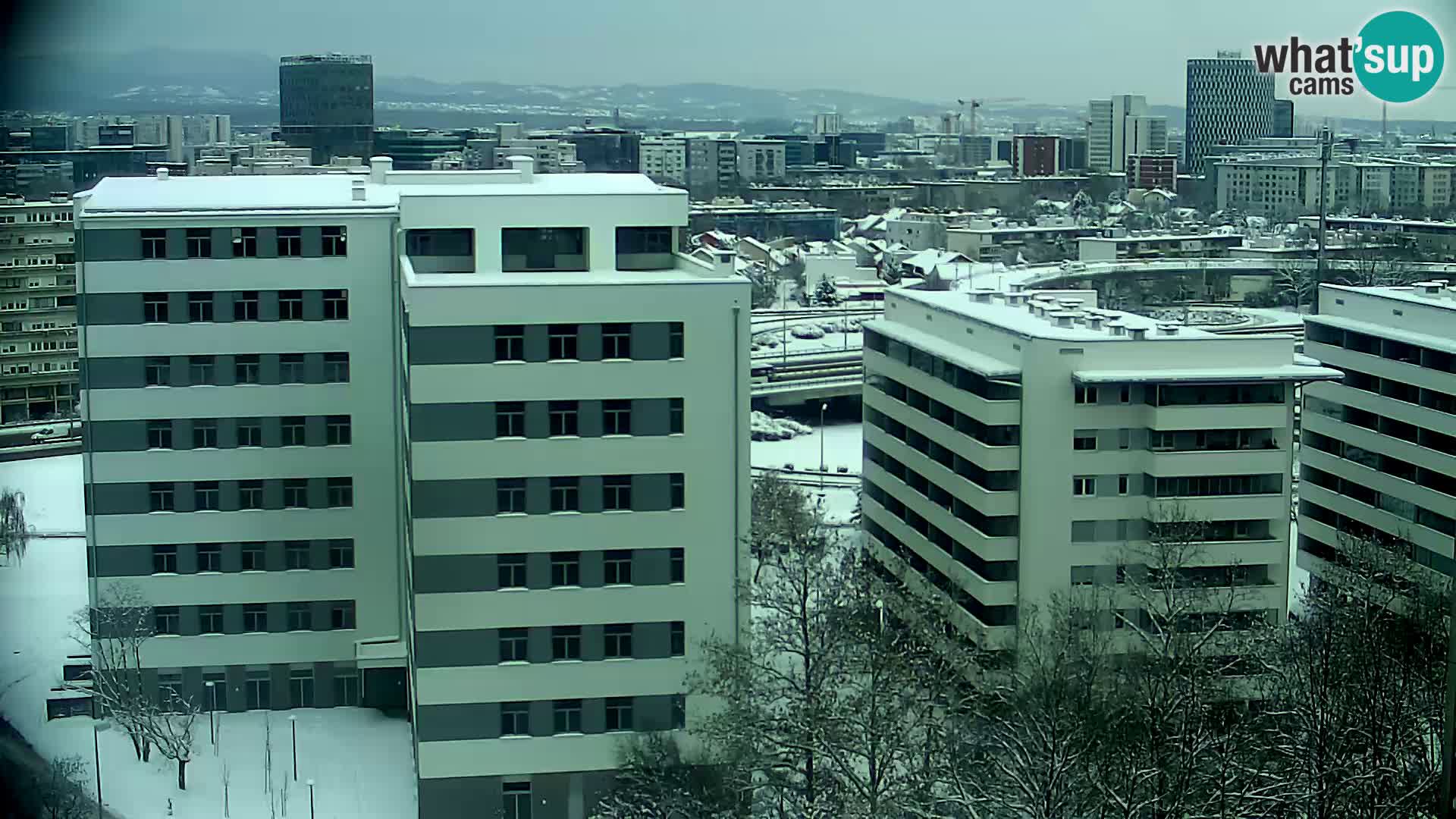 Web kamera Petlja Slavonska – Držićeva – Zagreb Live