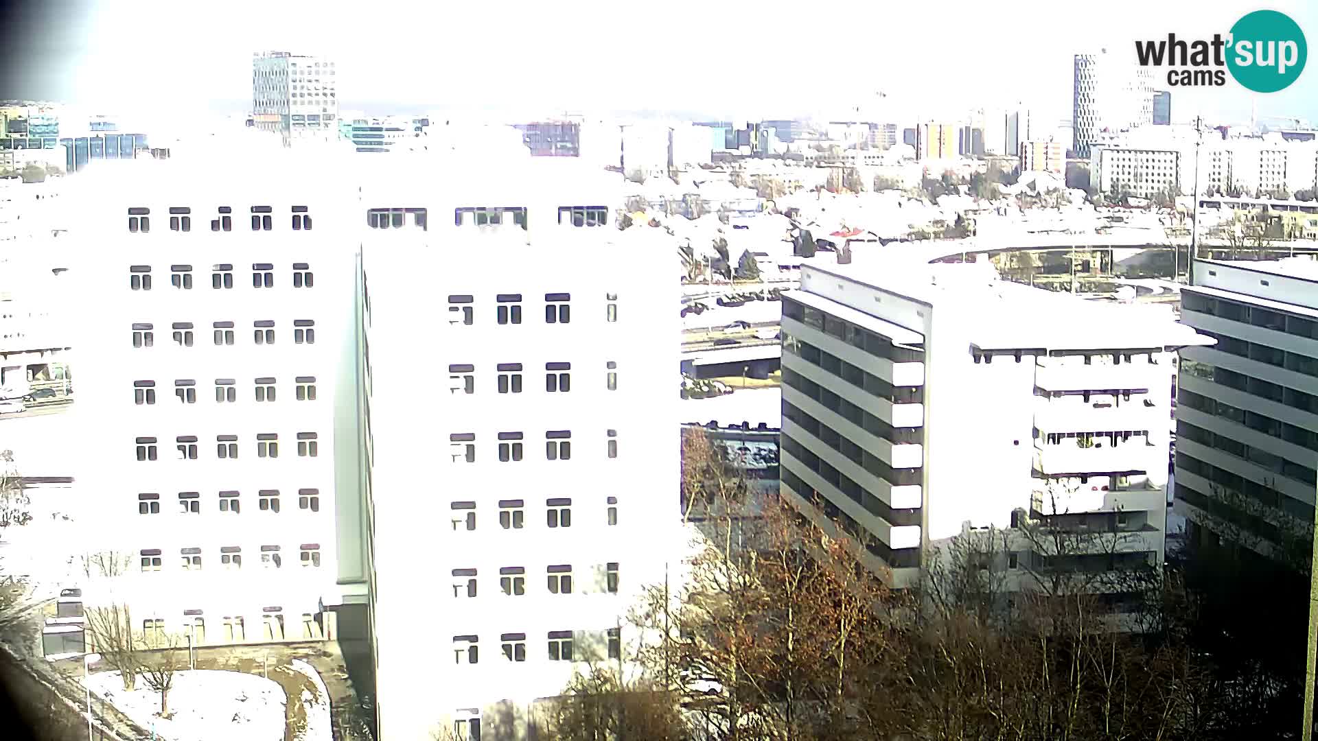 Rond-point en direct traversant les avenues Slavonska et Marin Držić à Zagreb webcam