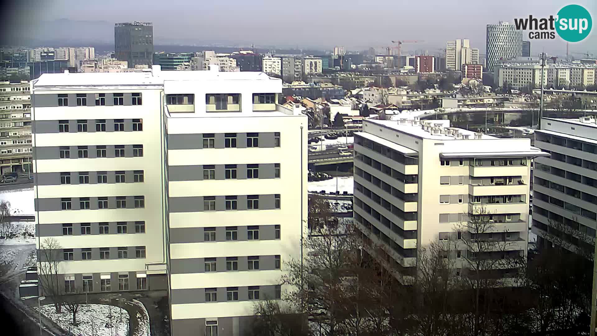 Live-Kreisverkehr Slavonska und Marin Držić Avenue zur Zagreb Webcam