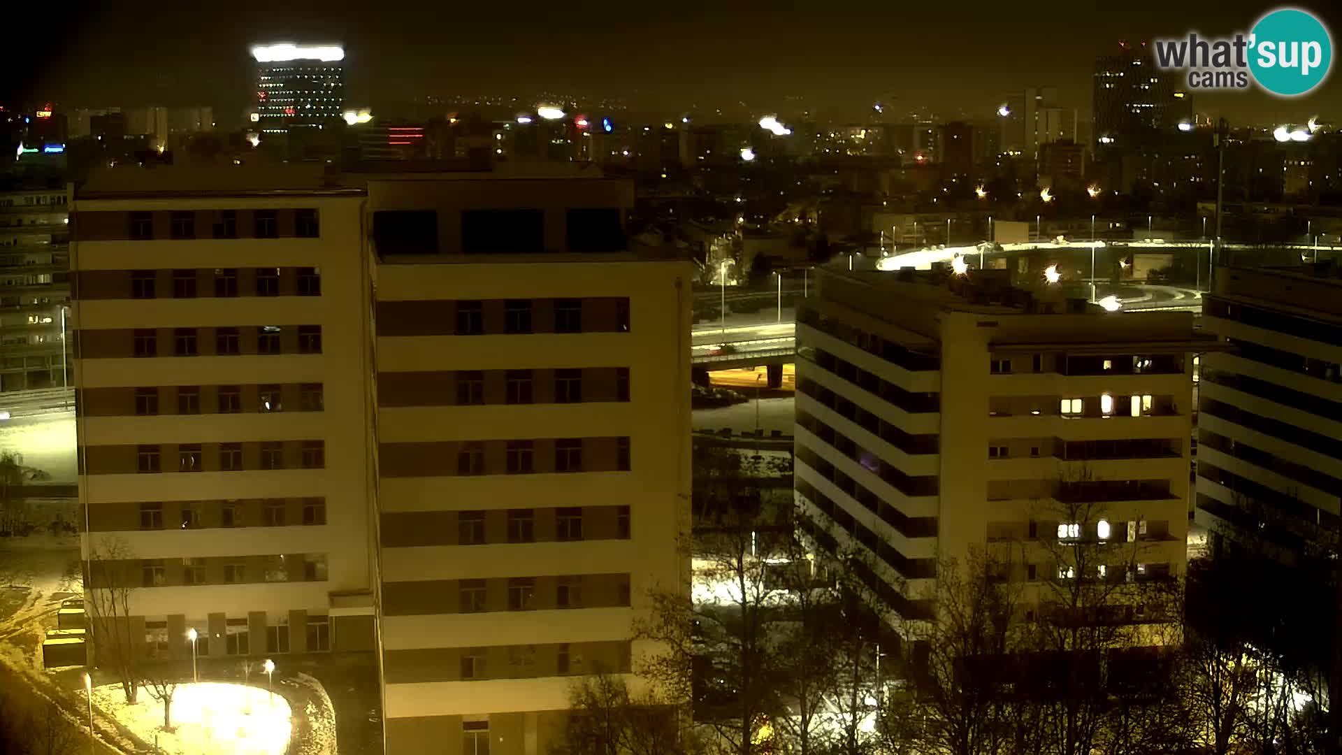 Krožišče Slavonske in Marin Držićeve ulice v Zagrebu v živo