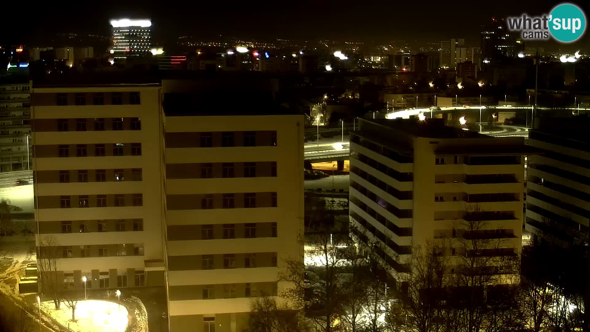 Live-Kreisverkehr Slavonska und Marin Držić Avenue zur Zagreb Webcam