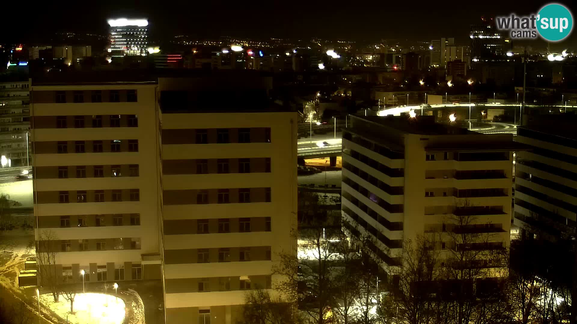 Krožišče Slavonske in Marin Držićeve ulice v Zagrebu v živo