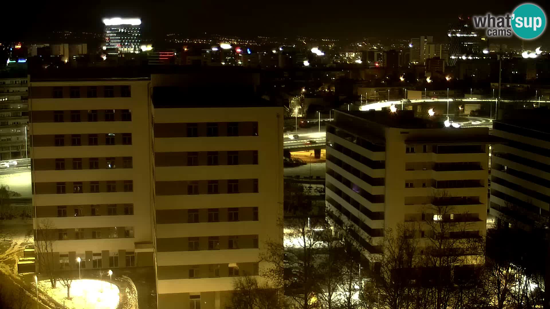 Krožišče Slavonske in Marin Držićeve ulice v Zagrebu v živo