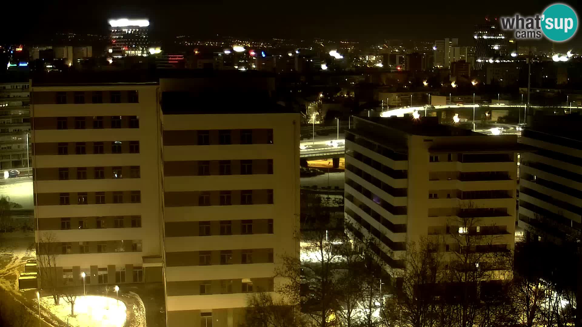 Krožišče Slavonske in Marin Držićeve ulice v Zagrebu v živo