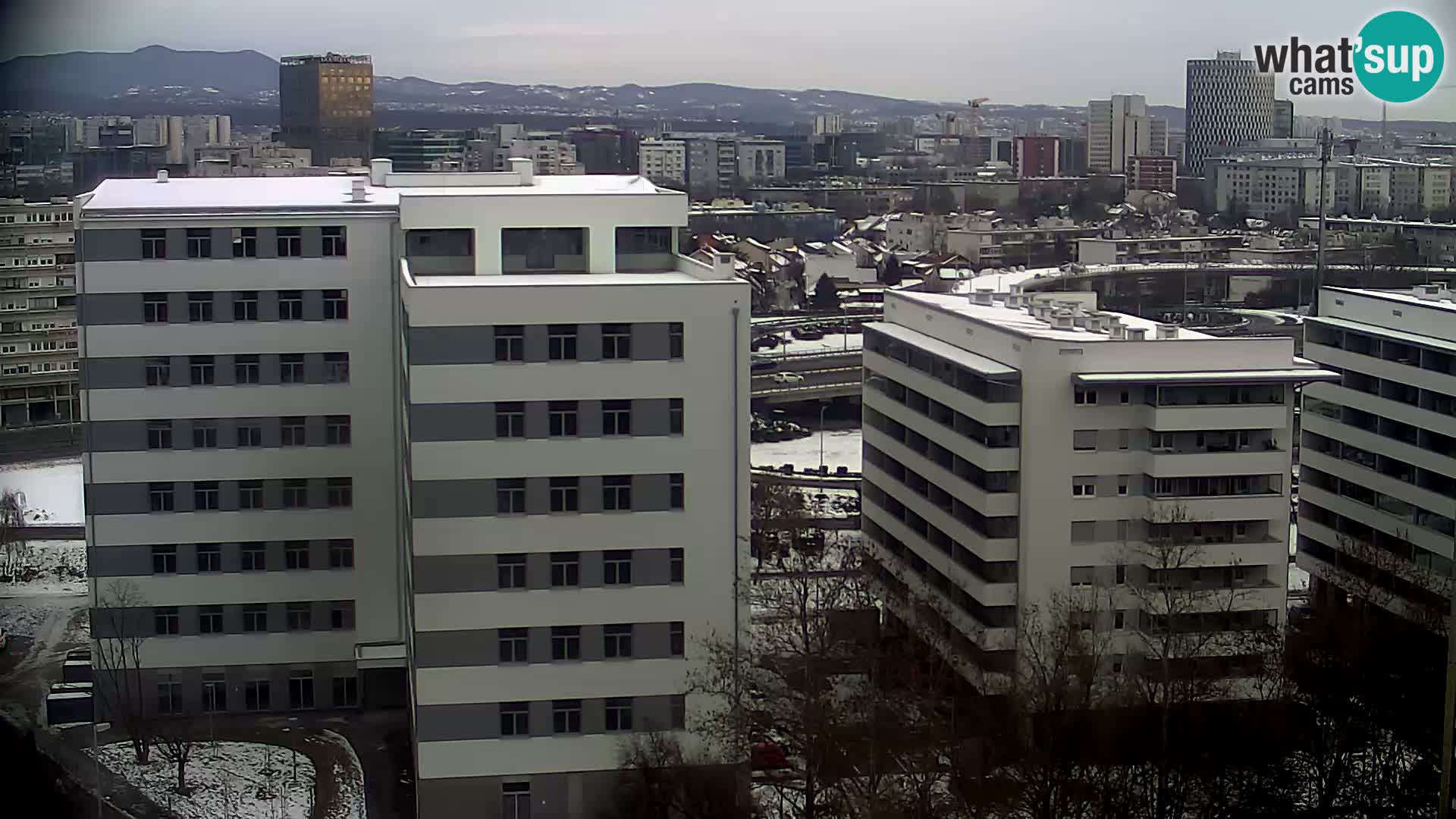 Web kamera Petlja Slavonska – Držićeva  – Zagreb Live